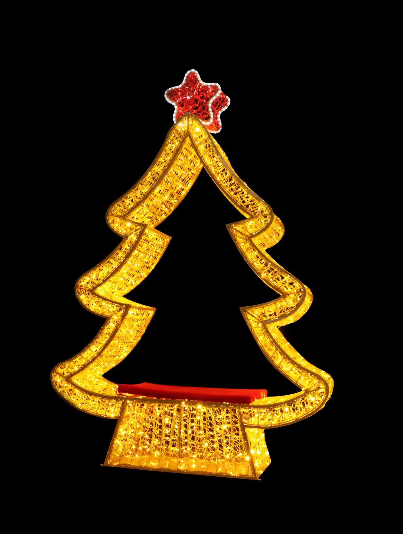 180cm x 255cm lit xmas tree photo opportunity