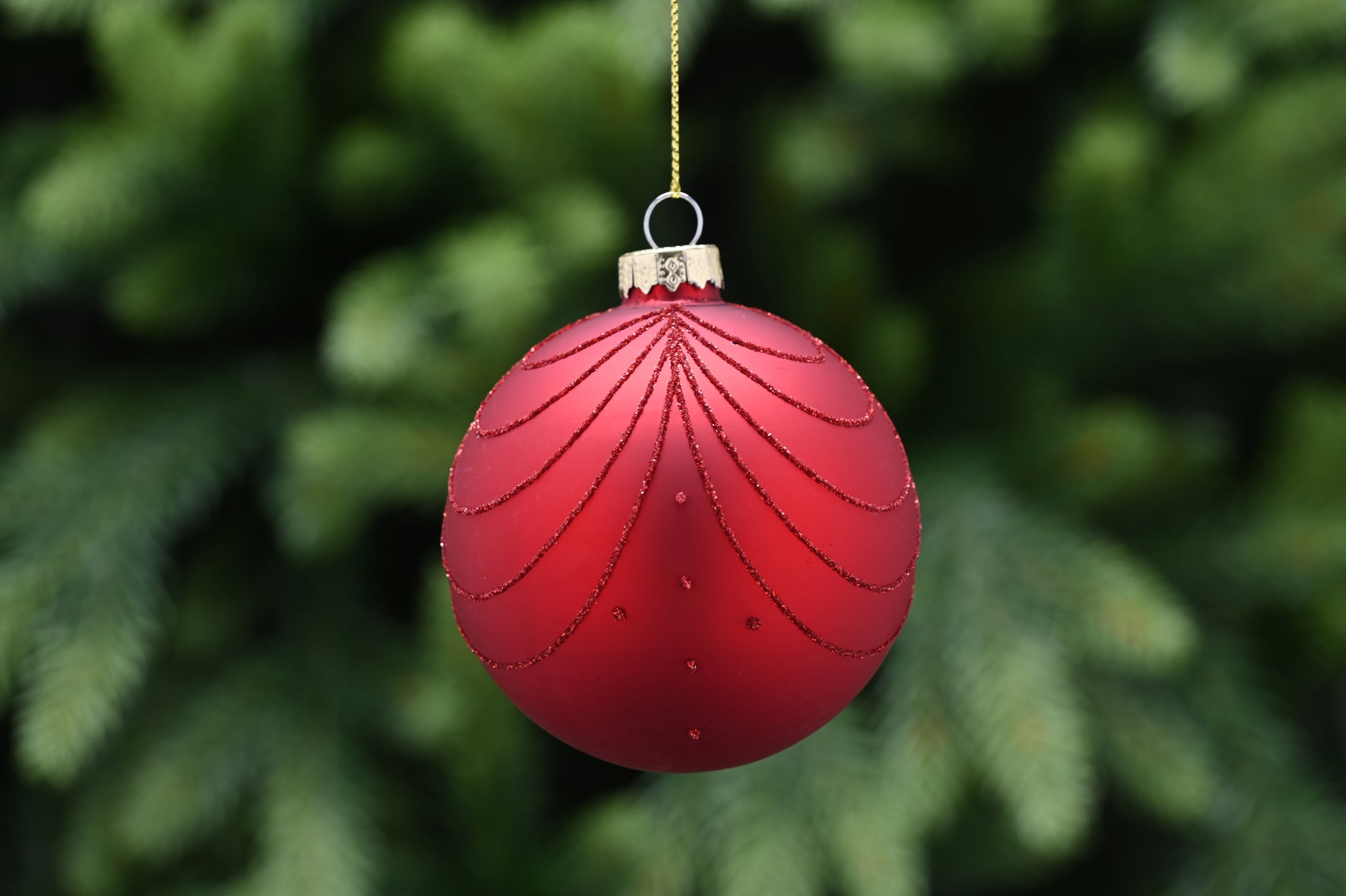 8cm matt red glass bauble with glitter scallop and spot pattern