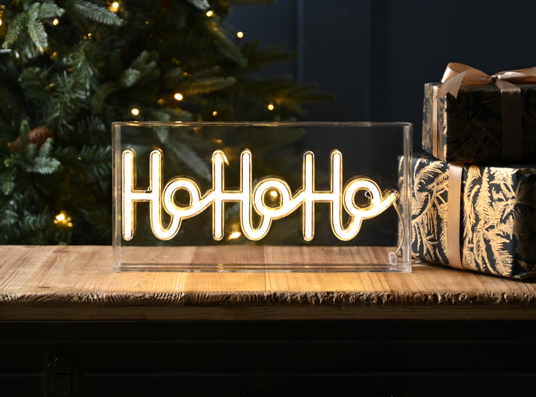 30cm x 15cm neon flex HO HO HO sign - 90 static warm white led - lead length 3m - clear cable - transformer rating ip20/5v/5va - indoor only